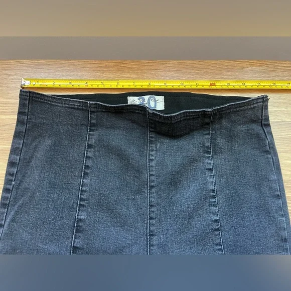 We the Free Penny Flare Jeans Womens 30 Black 70s Boho Free People Pull On - Picture 7 of 10